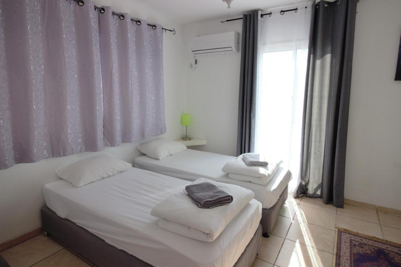 Custo Club Hotell Eilat Exteriör bild